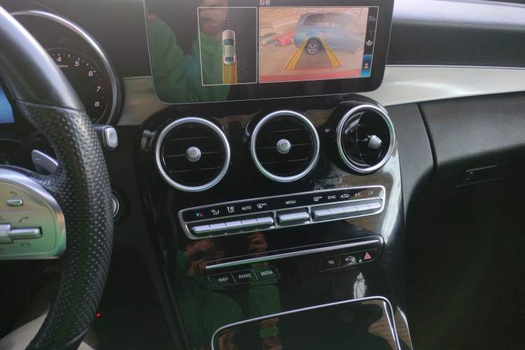 Used Mercedes-Benz C-Class 2019 C 260 Sport Edition Audio And AC Panel