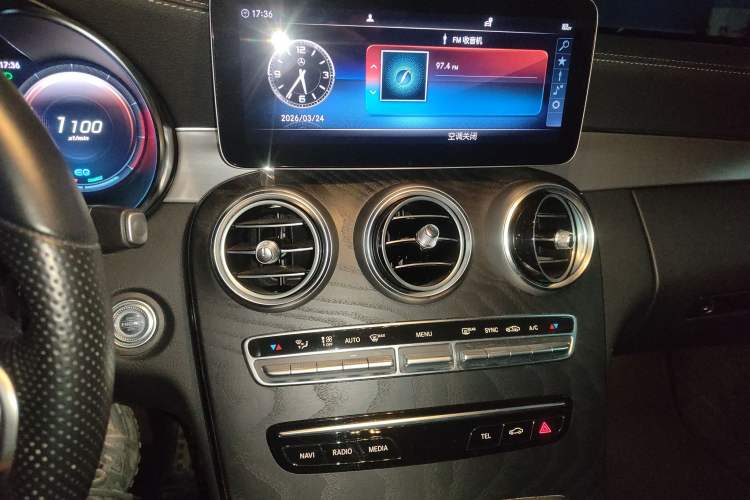 Used Mercedes-Benz C-Class 2019 C 260 Coupe Audio And AC Panel