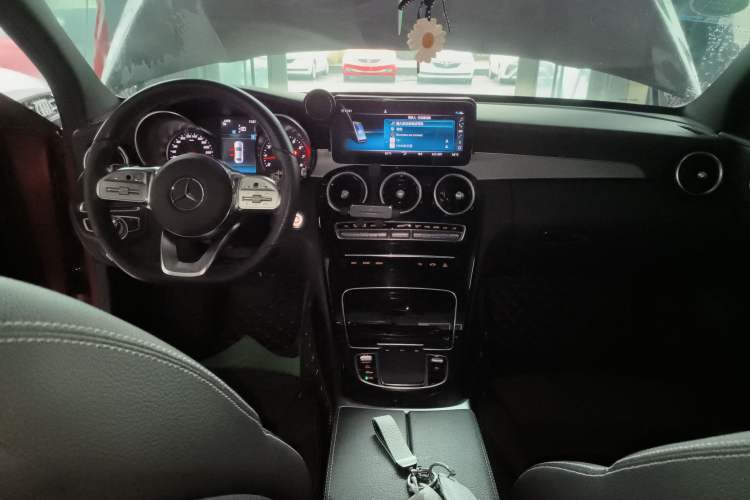 Used Mercedes-Benz C-Class 2019 C 260 Sport Edition Audio And AC Panel