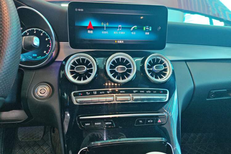 Used Mercedes-Benz C-Class 2019 C 260 Sport Edition Audio And AC Panel