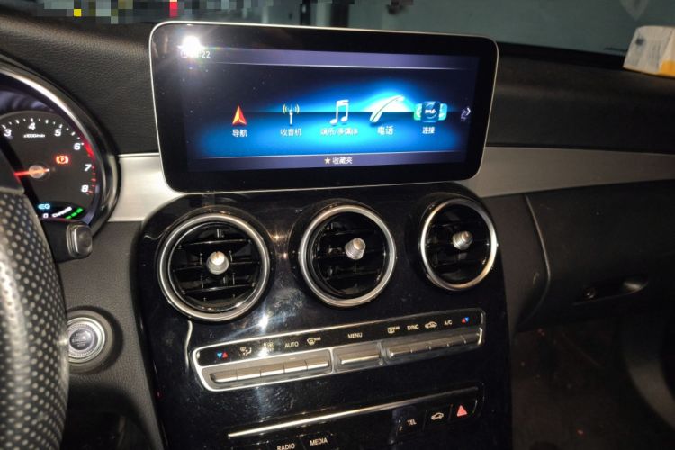Used Mercedes-Benz C-Class 2019 C 260 Sport Edition Audio And AC Panel