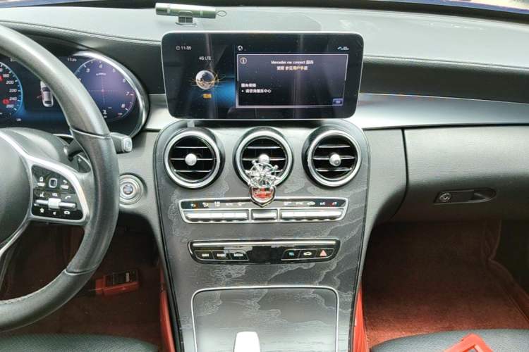Used Mercedes-Benz C-Class 2019 C 260 L Sport Edition Audio And AC Panel