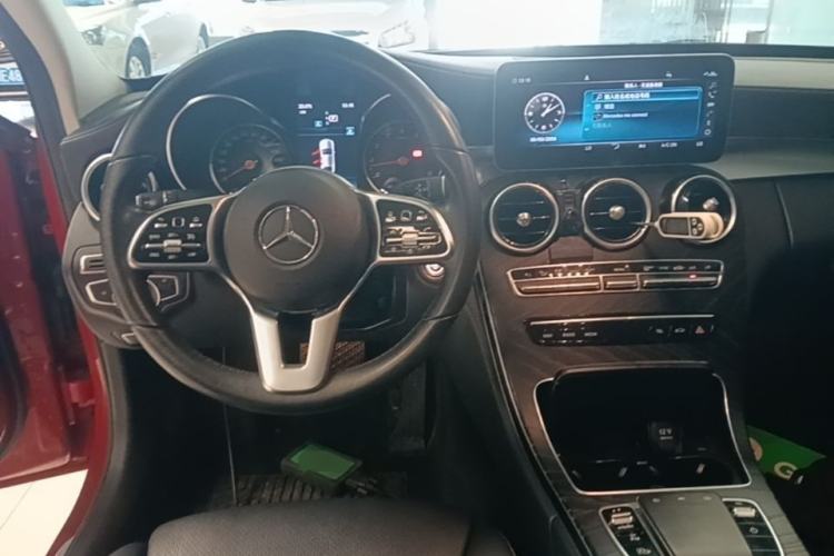 Used Mercedes-Benz C-Class 2019 C 180 L Fashion Edition Sport Version Center Console