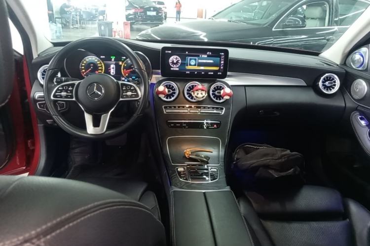 Used Mercedes-Benz C-Class 2019 C 260 L Sport Edition Center Console