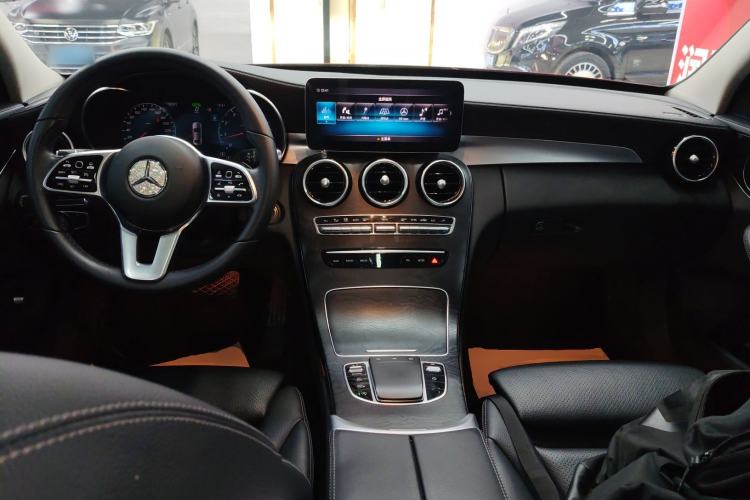 Used Mercedes-Benz C-Class 2019 C 260 L Sport Edition Center Console