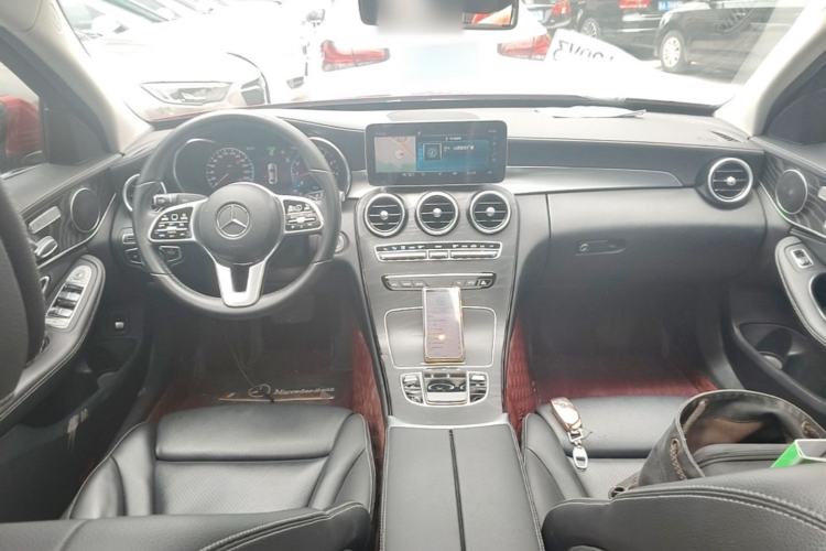 Used Mercedes-Benz C-Class 2019 Restyled C 260 L Sport Edition Center Console
