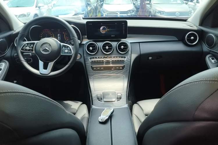 Used Mercedes-Benz C-Class 2019 Restyled C 260 L Sport Edition Center Console