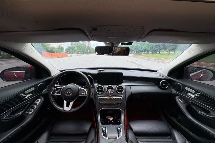 Used Mercedes-Benz C-Class 2019 C 260 L Sport Edition Center Console