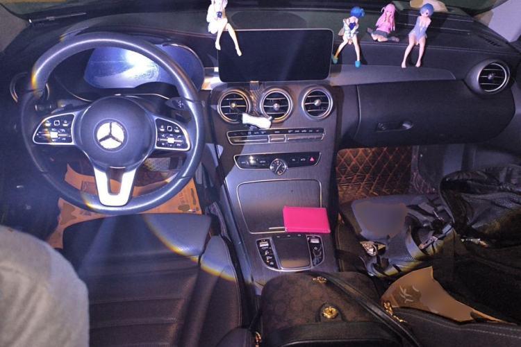 Used Mercedes-Benz C-Class 2019 Updated C 260 L Center Console