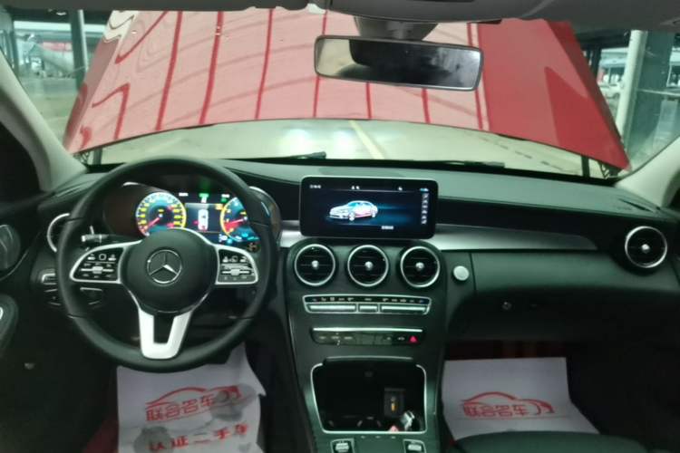 Used Mercedes-Benz C-Class 2019 Restyled C 260 L Sport Edition Center Console