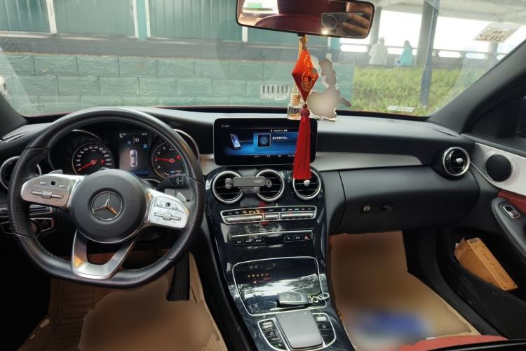 Used Mercedes-Benz C-Class 2019 C 260 Sport Edition Center Console