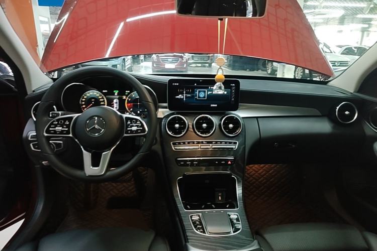 Used Mercedes-Benz C-Class 2019 Restyled C 260 L Sport Edition Center Console