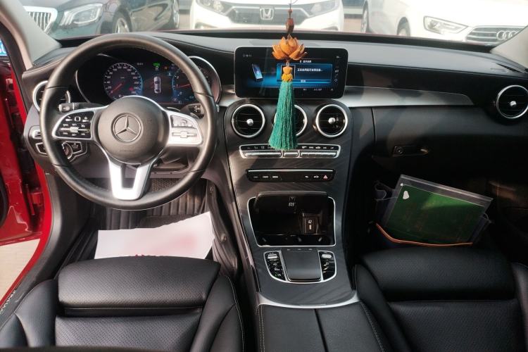 Used Mercedes-Benz C-Class 2019 Restyled C 260 L Sport Edition Center Console