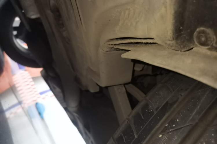 Used Mercedes-Benz C-Class 2019 C 260 Sport Edition Chassis Rear Left