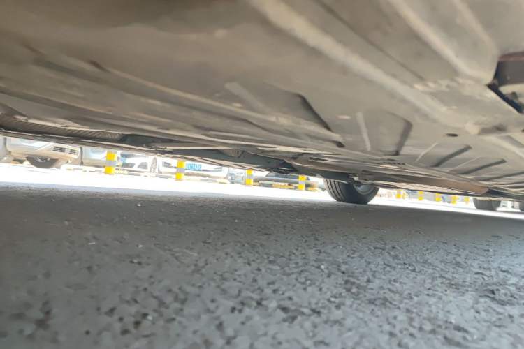 Used Mercedes-Benz C-Class 2019 C 180 L Fashion Edition Sport Version Chassis Rear Right