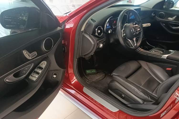 Used Mercedes-Benz C-Class 2019 C 180 L Fashion Edition Sport Version Driver Seat