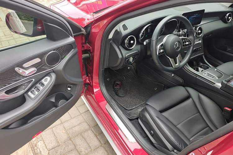 Used Mercedes-Benz C-Class 2019 C 260 L Sport Edition Driver Seat