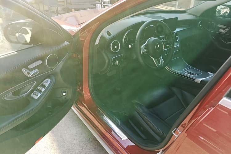 Used Mercedes-Benz C-Class 2019 C 260 L Sport Edition Driver Seat