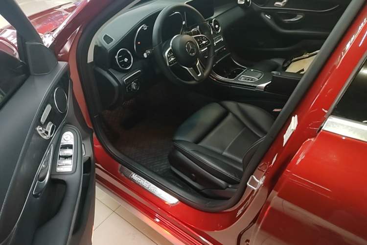 Used Mercedes-Benz C-Class 2019 Restyled C 260 L Sport Edition Driver Seat