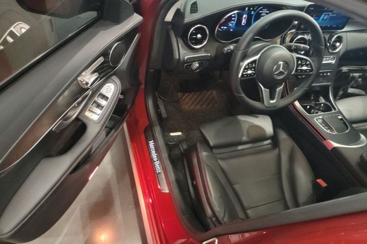 Used Mercedes-Benz C-Class 2019 Restyled C 260 L Sport Edition Driver Seat
