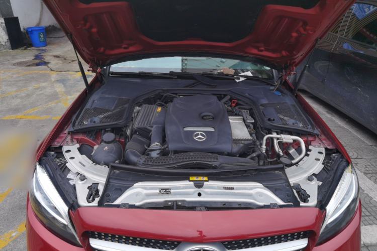 Used Mercedes-Benz C-Class 2019 C 180 L Fashion Edition Sport Version Engine Bay