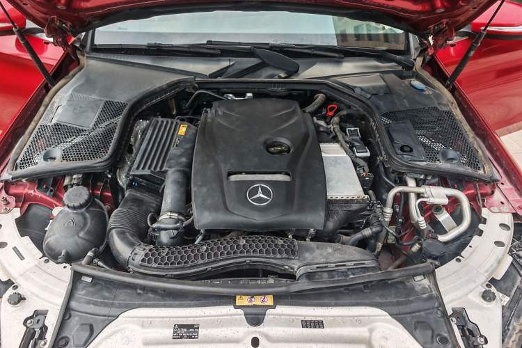 Used Mercedes-Benz C-Class 2019 C 180 L Fashion Edition Sport Version Engine Bay