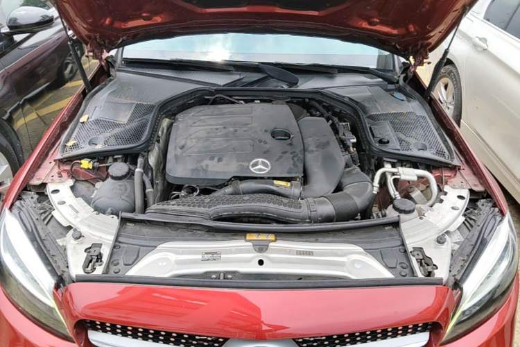 Used Mercedes-Benz C-Class 2019 C 260 L Sport Edition Engine Bay
