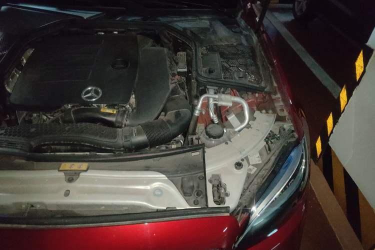 Used Mercedes-Benz C-Class 2019 C 260 Coupe Engine Bay Left