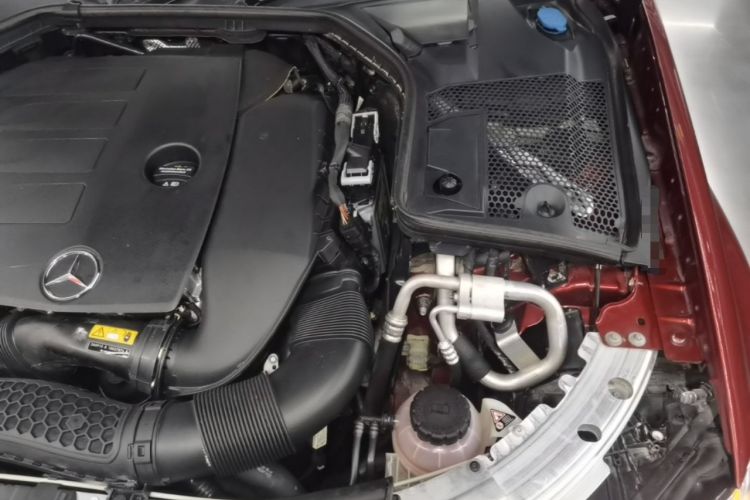 Used Mercedes-Benz C-Class 2019 C 260 Sport Edition Engine Bay Left