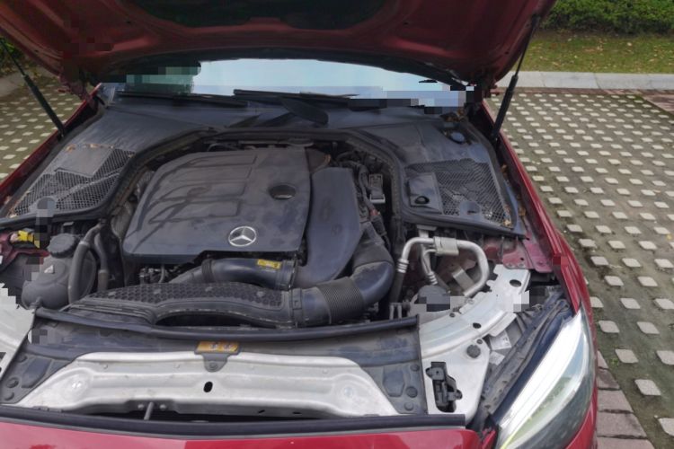 Used Mercedes-Benz C-Class 2019 C 260 Coupe Engine Bay Left