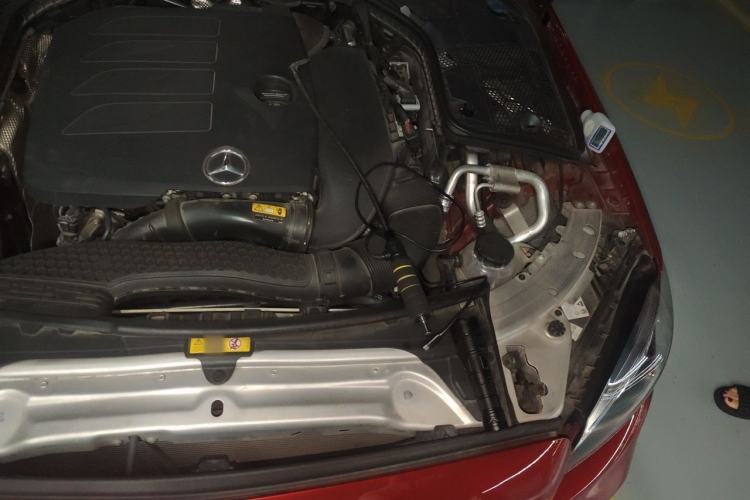 Used Mercedes-Benz C-Class 2019 C 260 Estate Engine Bay Left