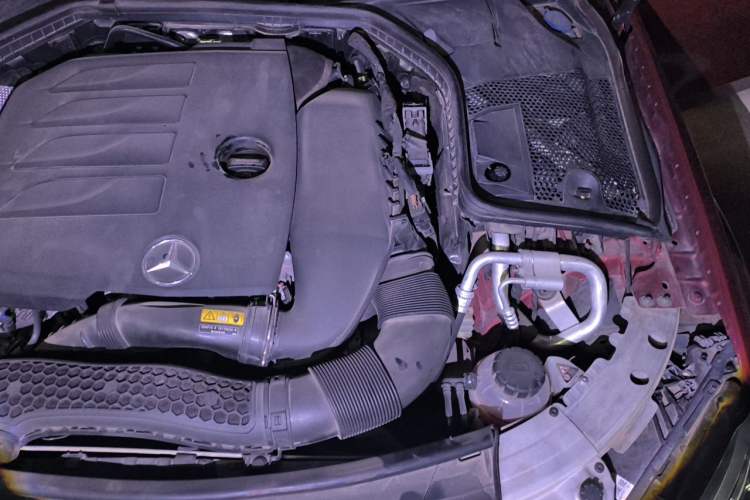Used Mercedes-Benz C-Class 2019 Updated C 260 L Engine Bay Left