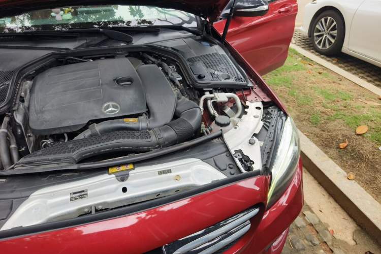 Used Mercedes-Benz C-Class 2019 C 260 Sport Edition Engine Bay Left