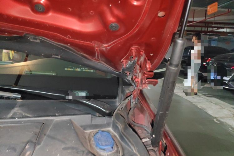 Used Mercedes-Benz C-Class 2019 C 260 Sport Edition Engine Bay Left