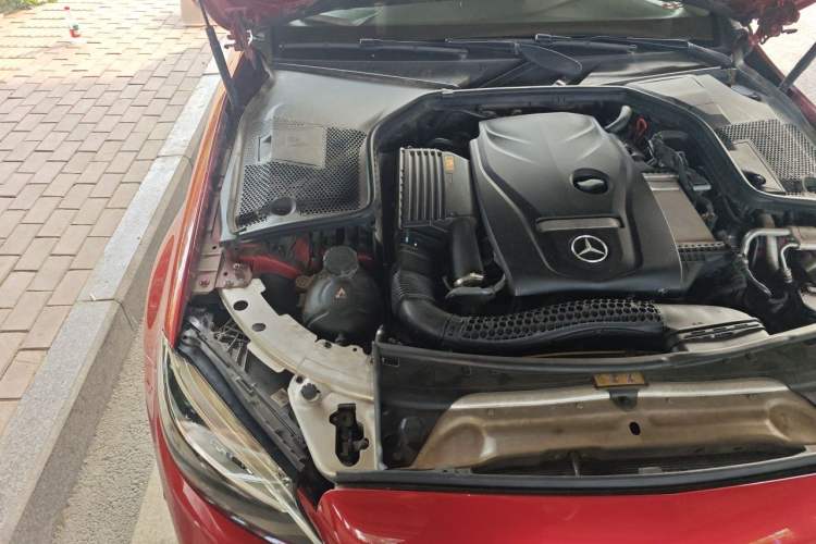 Used Mercedes-Benz C-Class 2019 C 180 L Fashion Edition Sport Version Engine Bay Right