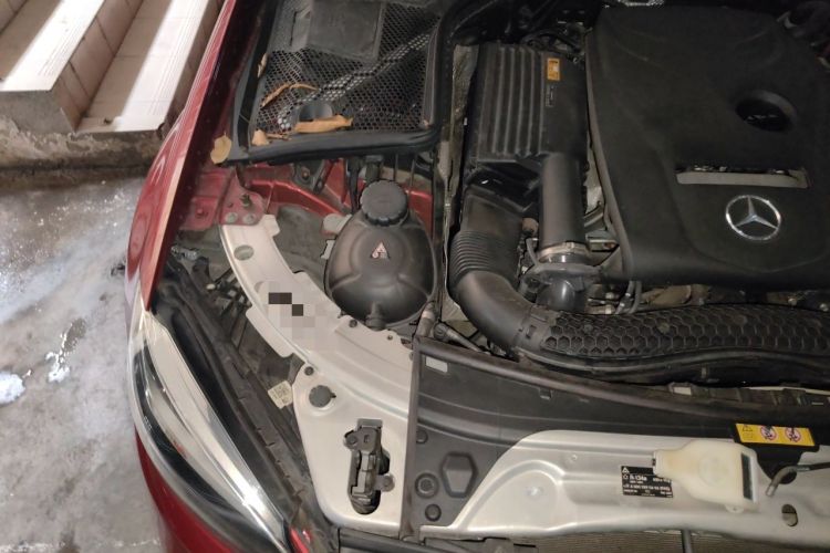 Used Mercedes-Benz C-Class 2019 C 180 L Fashion Edition Sport Version Engine Bay Right