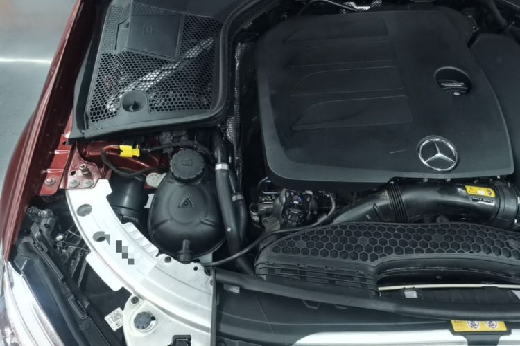 Used Mercedes-Benz C-Class 2019 C 260 Sport Edition Engine Bay Right