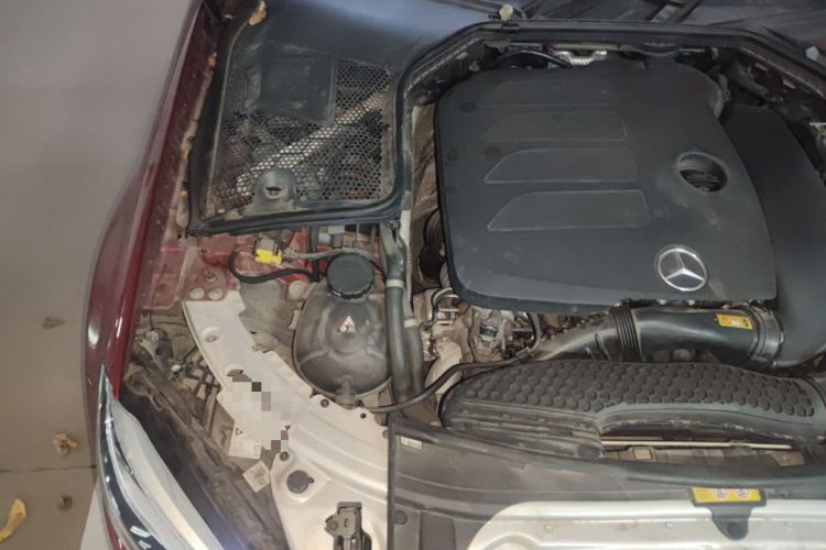 Used Mercedes-Benz C-Class 2019 C 260 Coupe Engine Bay Right