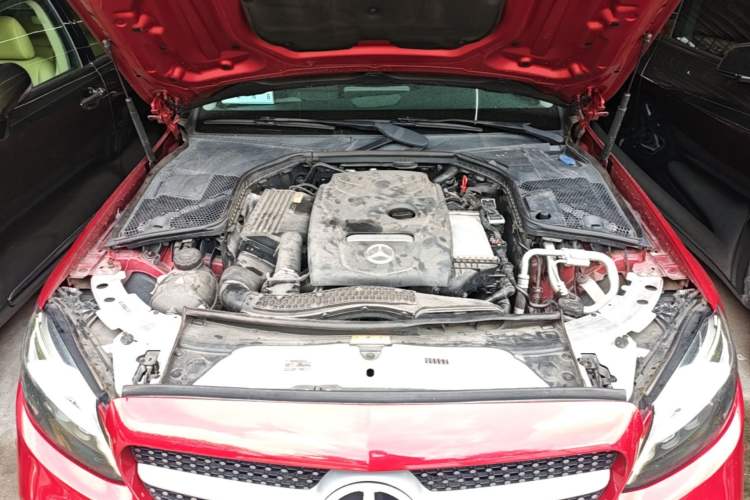 Used Mercedes-Benz C-Class 2019 C 180 L Fashion Edition Sport Version Engine Bay