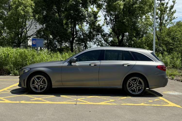 Used Mercedes-Benz C-Class 2019 C 260 Estate Exterior 1