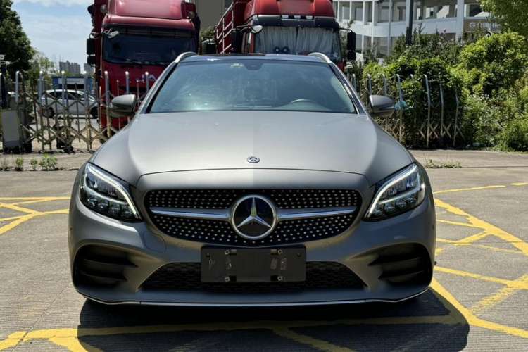 Used Mercedes-Benz C-Class 2019 C 260 Estate Exterior 2