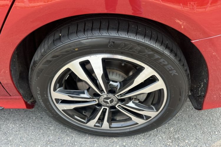 Used Mercedes-Benz C-Class 2019 C 260 Sport Edition Exterior 5