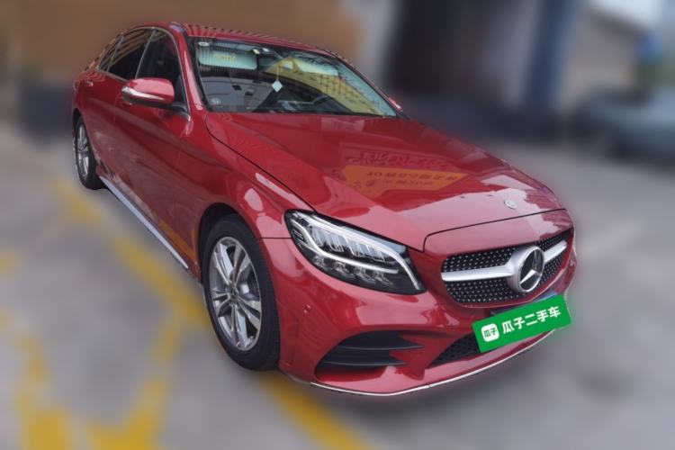 Used Mercedes-Benz C-Class 2019 C 180 L Fashion Edition Sport Version Front Right 45 Deg