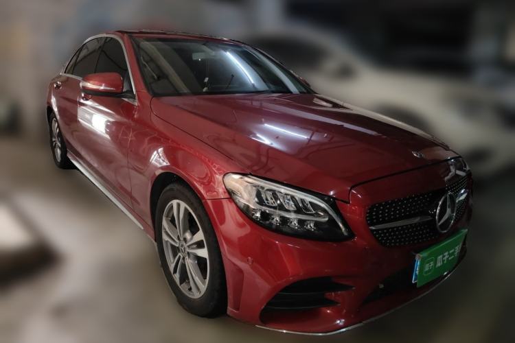 Used Mercedes-Benz C-Class 2019 C 180 L Fashion Edition Sport Version Front Right 45 Deg