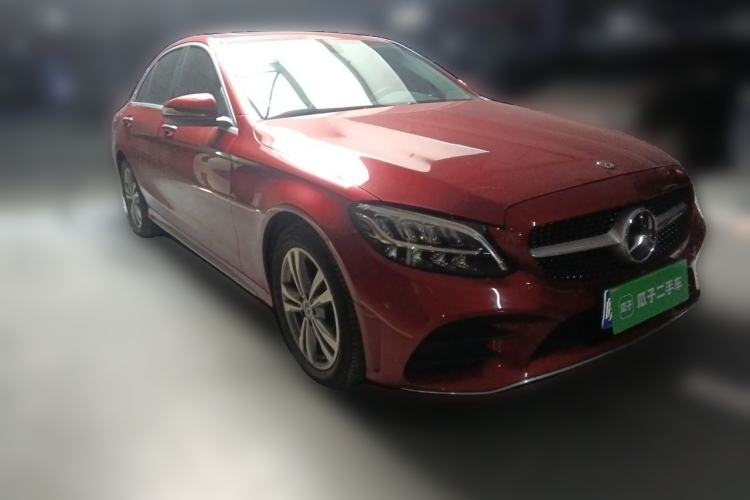 Used Mercedes-Benz C-Class 2019 C 180 L Fashion Edition Sport Version Front Right 45 Deg