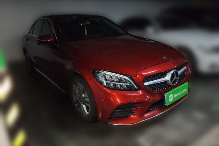 Used Mercedes-Benz C-Class 2019 C 180 L Fashion Edition Sport Version Front Right 45 Deg