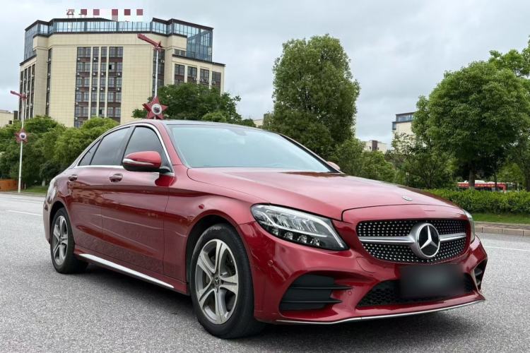 Used Mercedes-Benz C-Class 2019 C 260 L Sport Edition Front Right 45 Deg