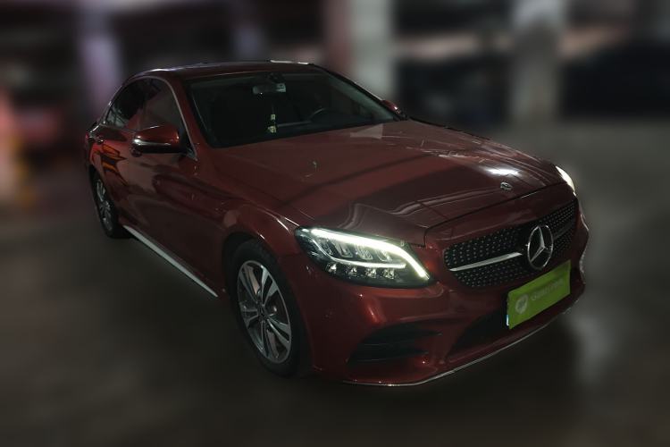 Used Mercedes-Benz C-Class 2019 C 180 L Fashion Edition Sport Version Front Right 45 Deg
