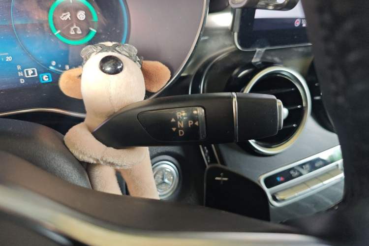 Used Mercedes-Benz C-Class 2019 C 180 L Fashion Edition Sport Version Gear Lever
