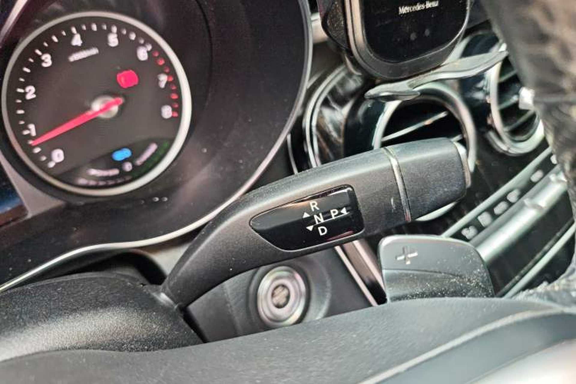 Used Mercedes-Benz C-Class 2019 C 260 Sport Edition Gear Lever